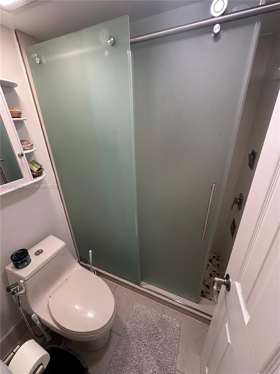 PLANTATION FOREST CONDO - Residential Lease