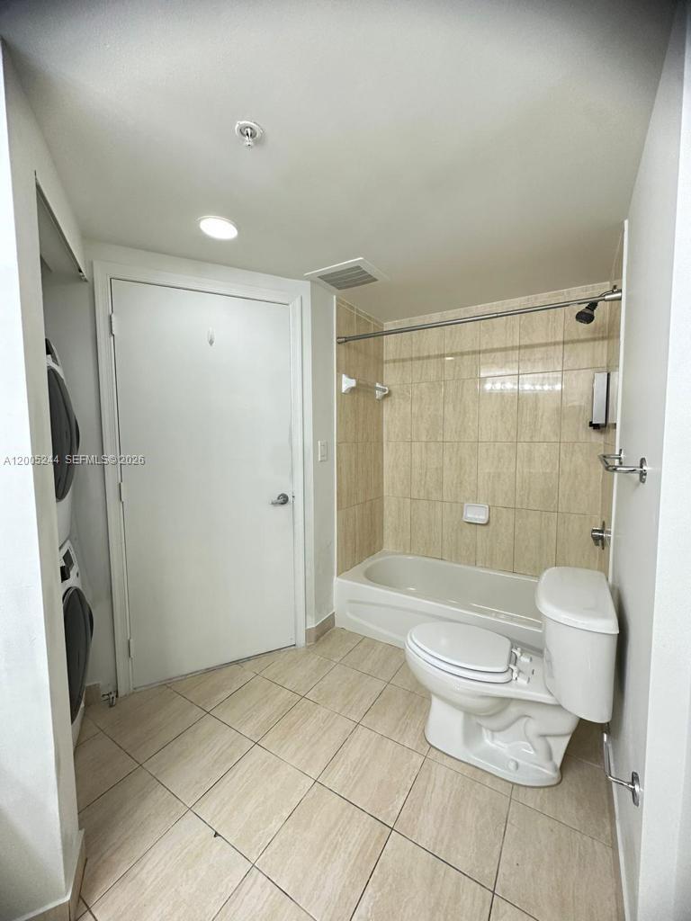 OPERA TOWER CONDO - Residential Lease