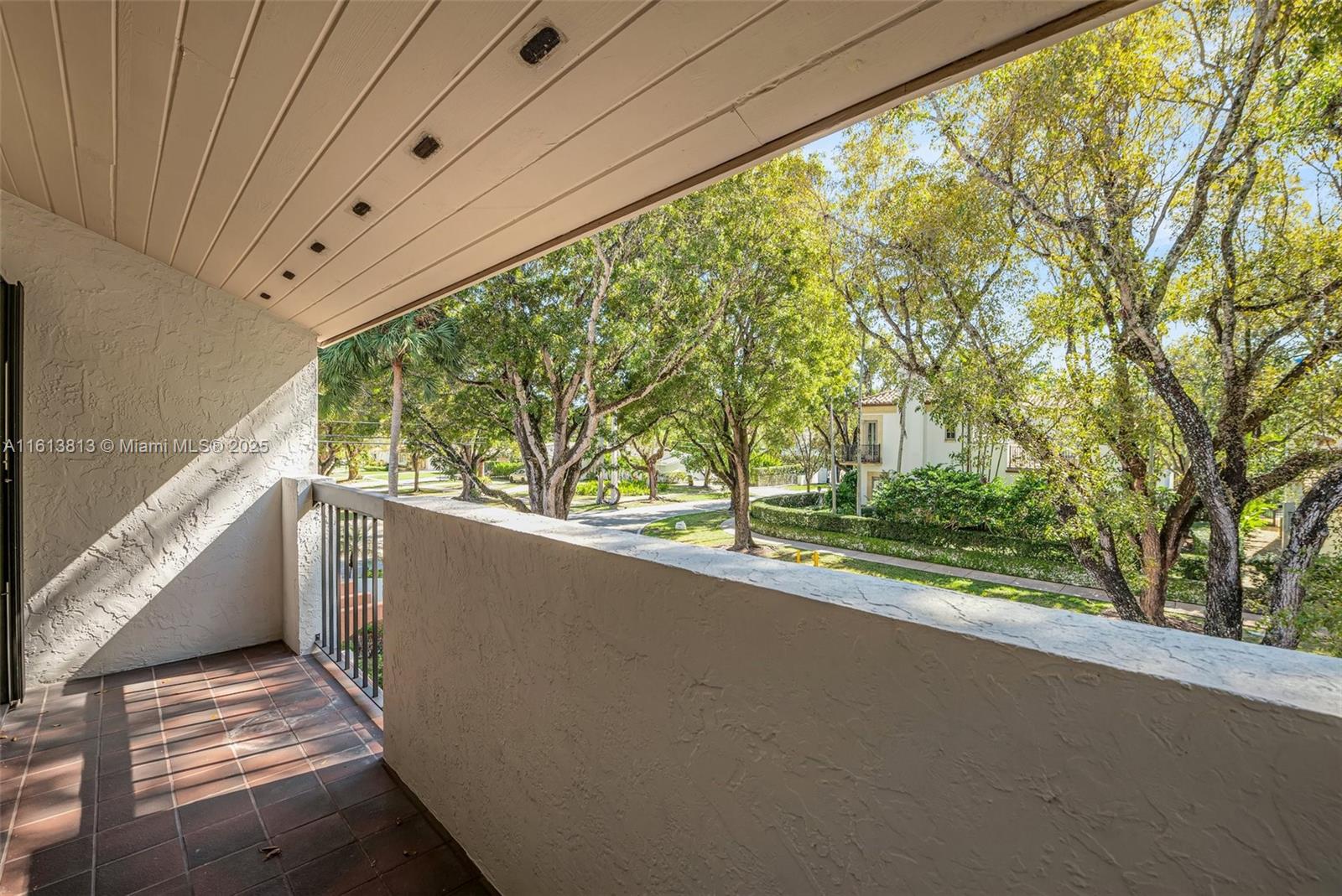 BILTMORE COURT VILLAS CON - Residential