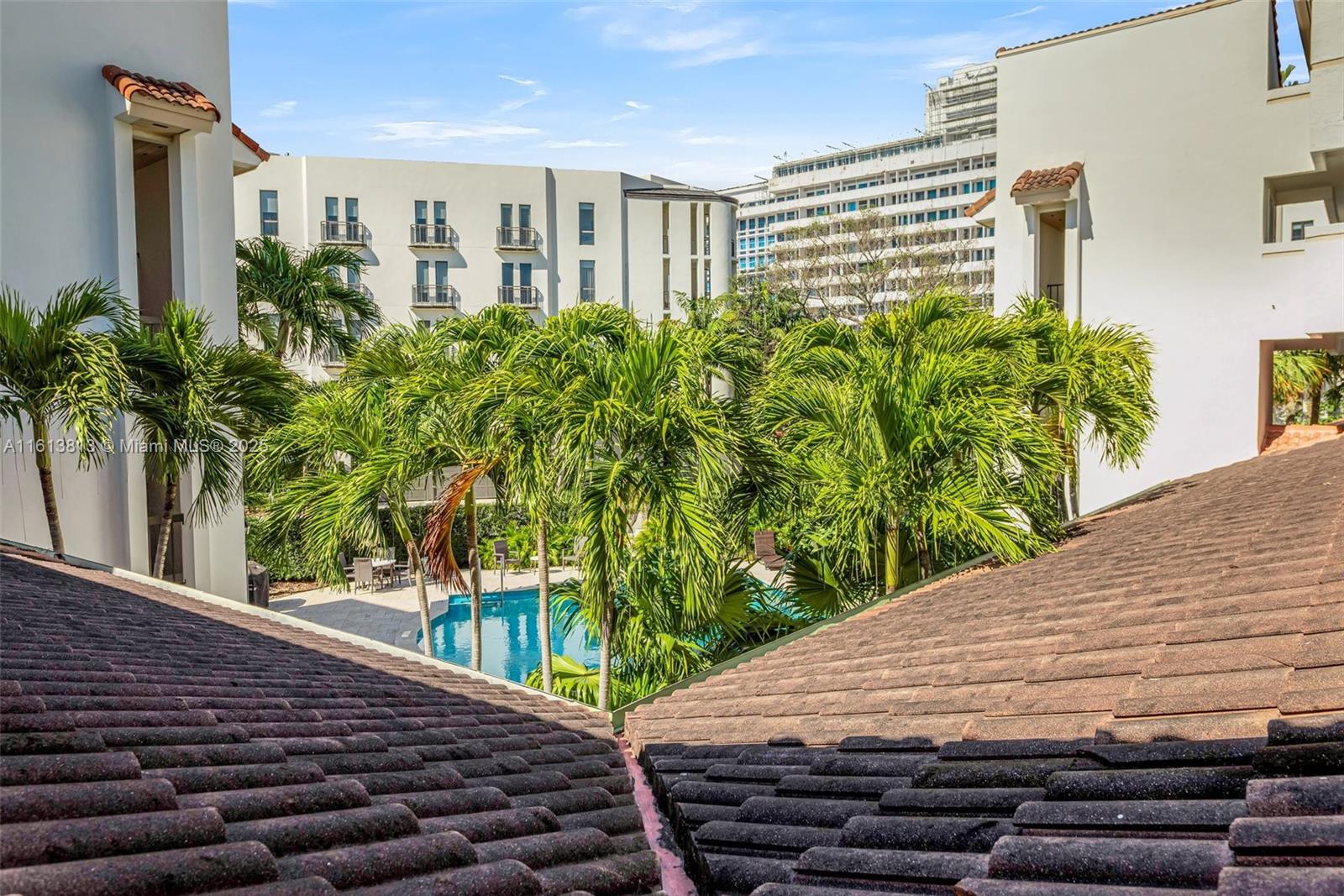 BILTMORE COURT VILLAS CON - Residential