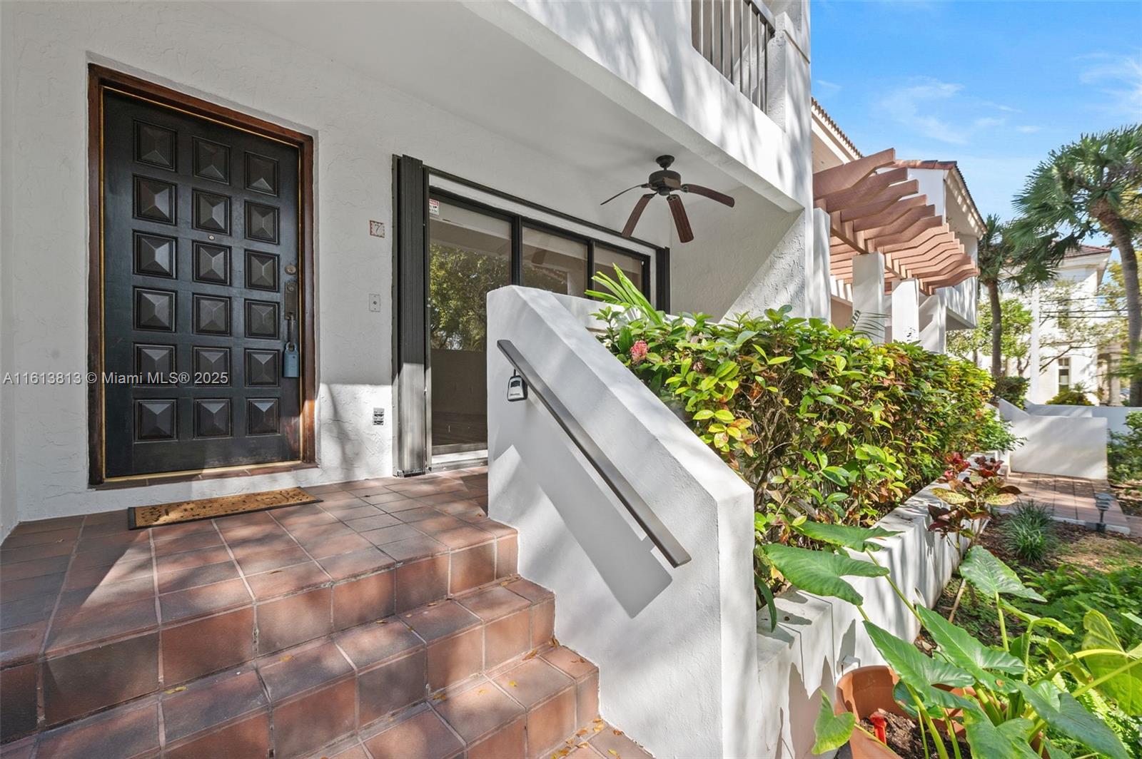 BILTMORE COURT VILLAS CON - Residential