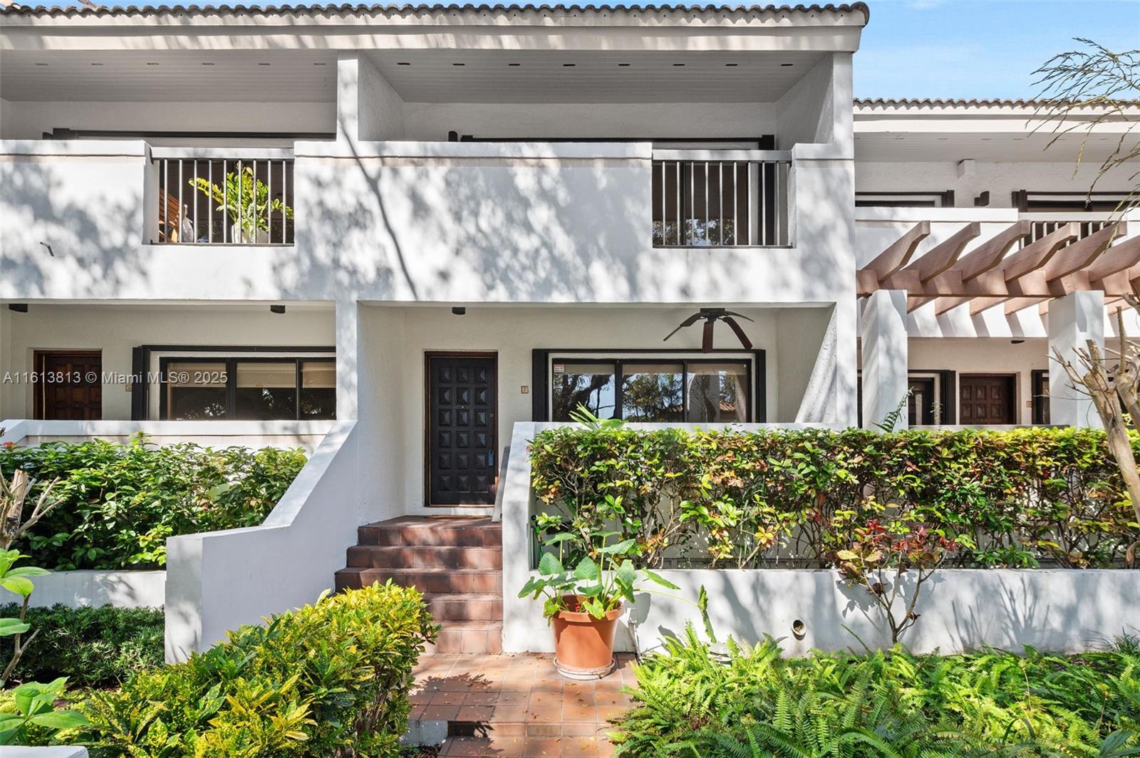 BILTMORE COURT VILLAS CON - Residential