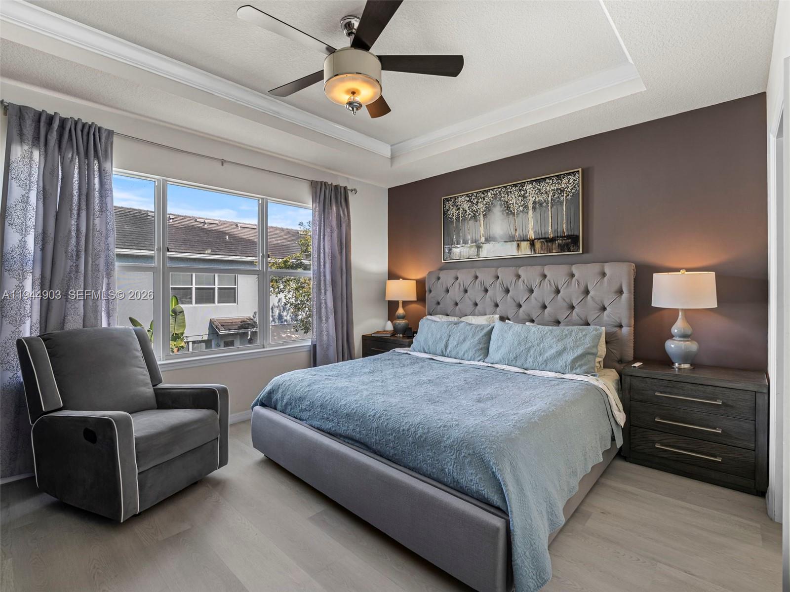 HILLCREST COUNTRY CLUB NO - Residential