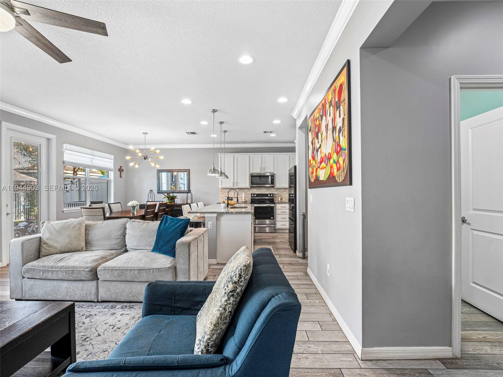 HILLCREST COUNTRY CLUB NO - Residential