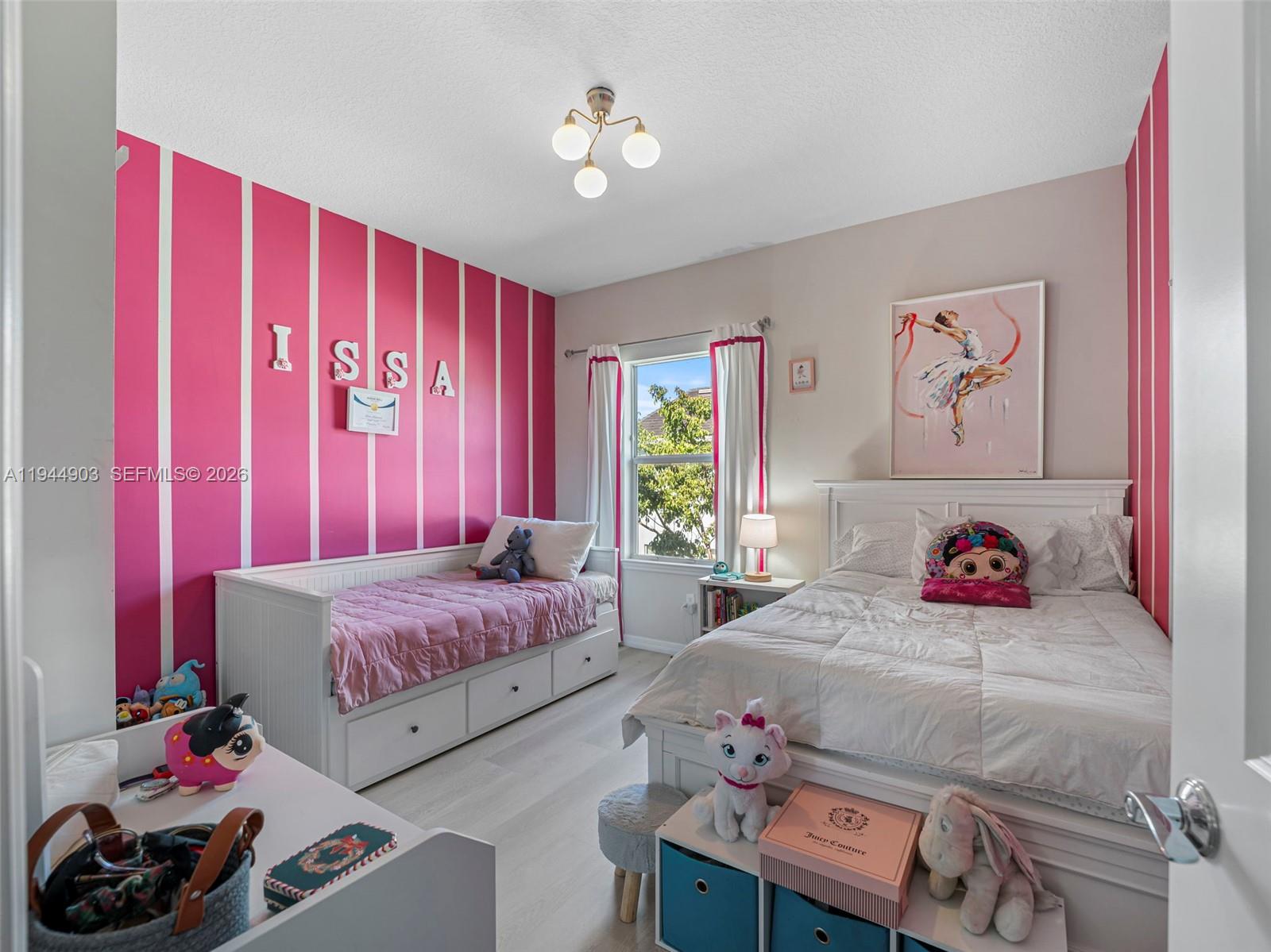 HILLCREST COUNTRY CLUB NO - Residential