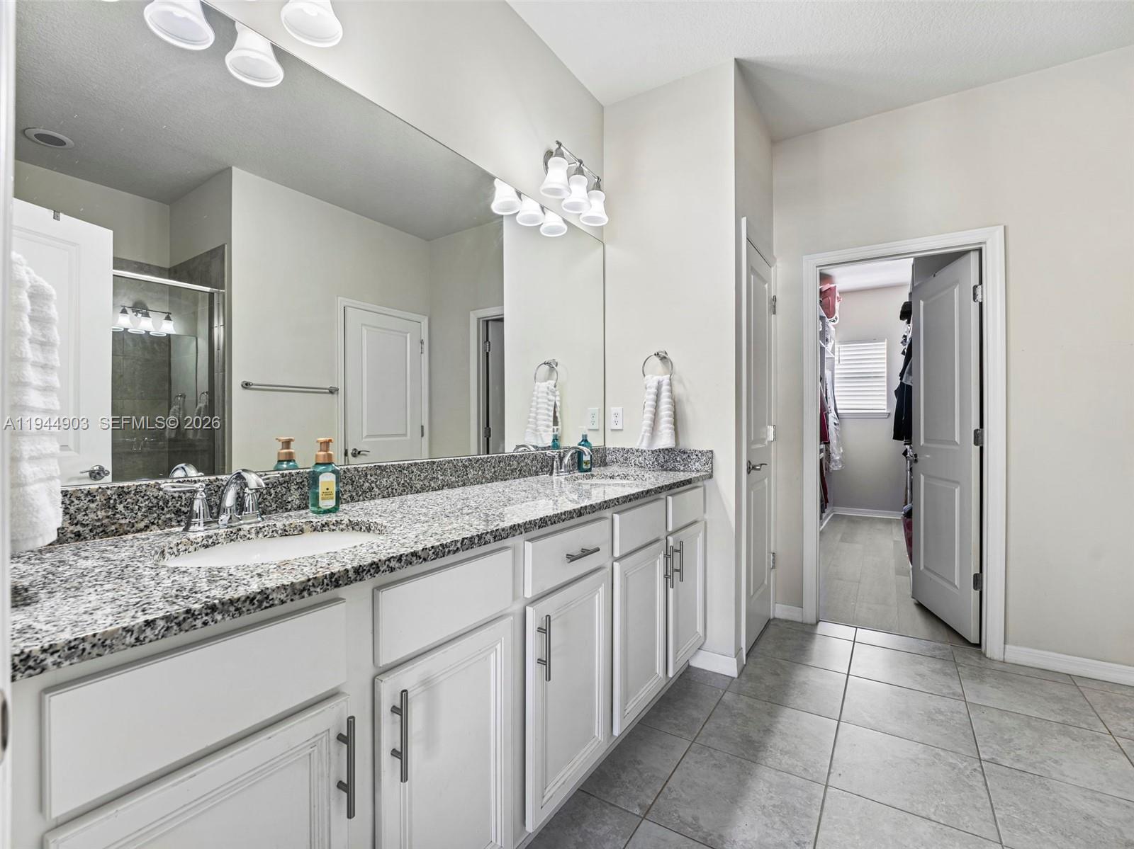 HILLCREST COUNTRY CLUB NO - Residential