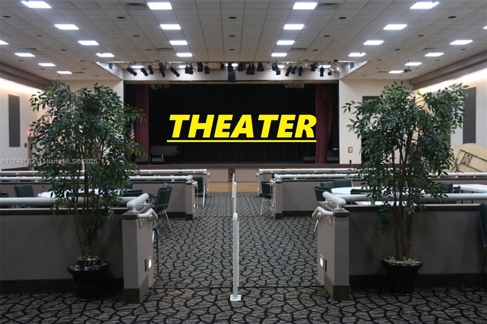 HOLLYBROOK GOLF - Residential