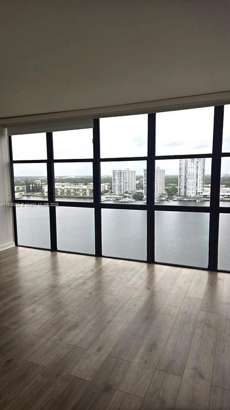 TOWER AT BISCAYNE COVE CO - Residential Lease
