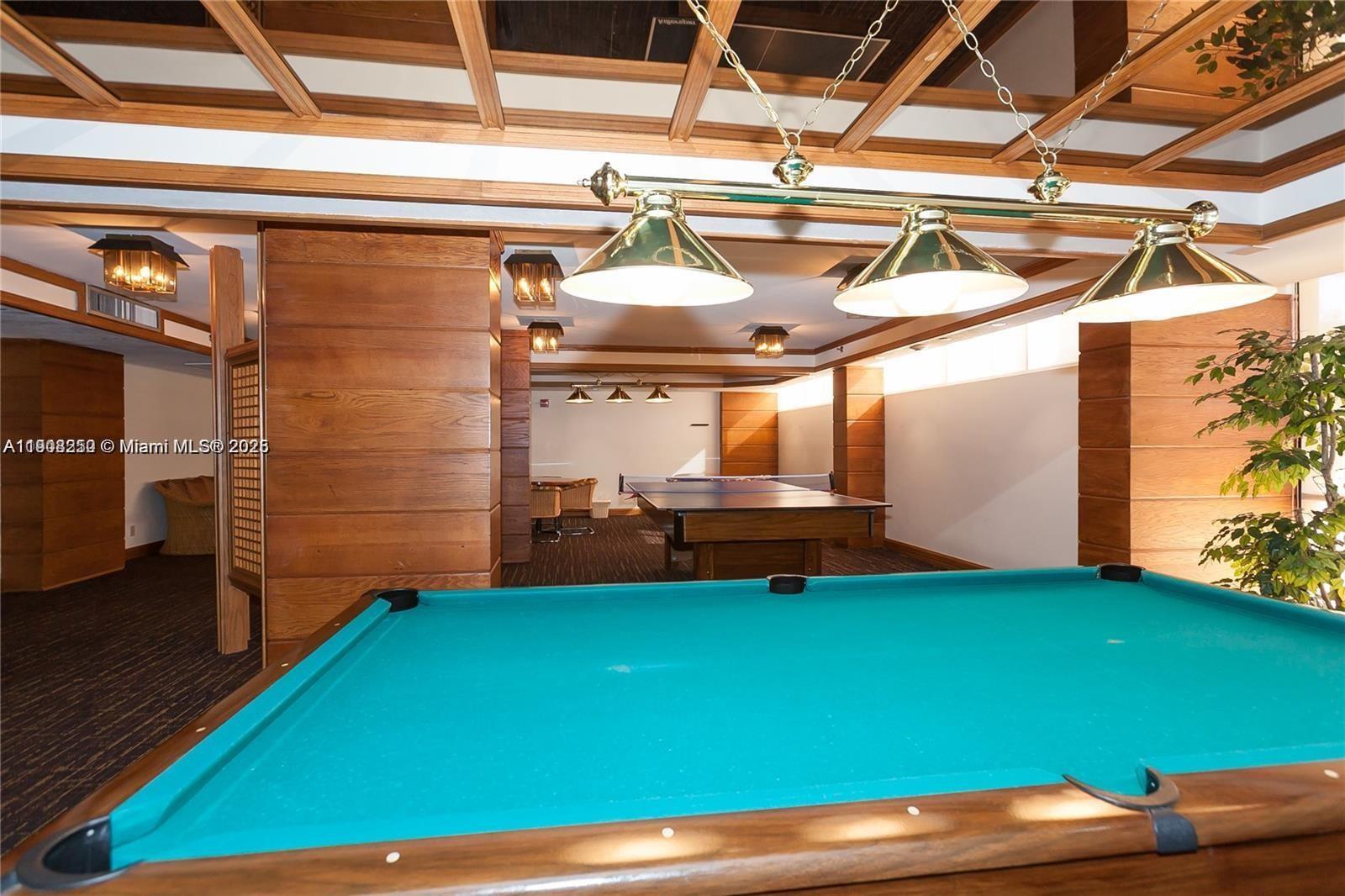 TOWER AT BISCAYNE COVE CO - Residential Lease