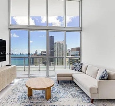 495 Brickell Ave 4105
