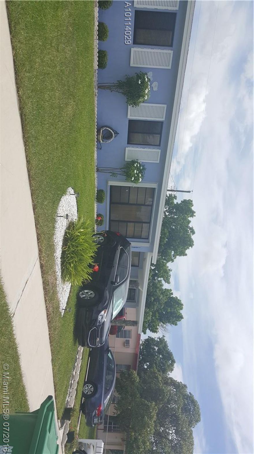 Beautiful 4/2 home for sale in a very good location, close to hospitals, university, major roads and highways.