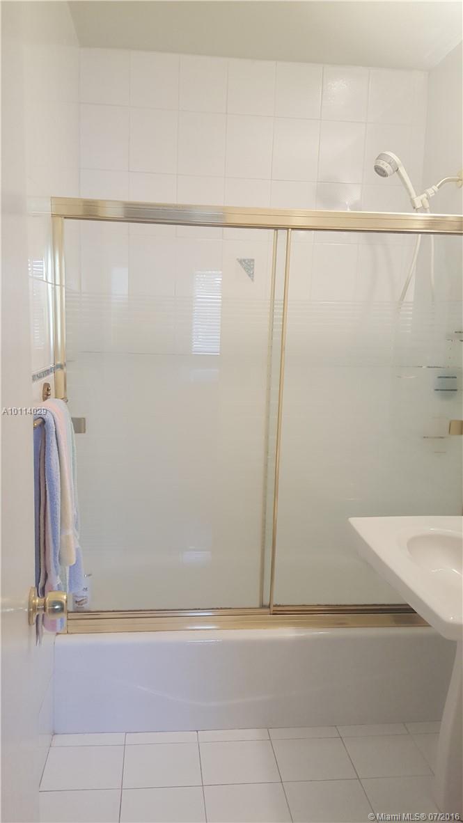 Westwood Lake 2nd Add - Residential