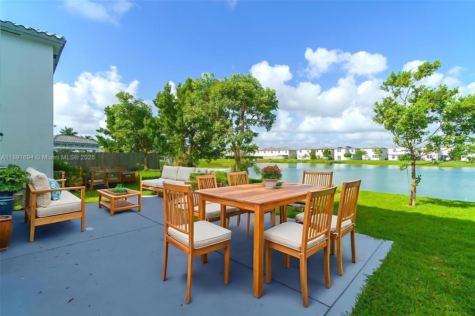 HOMESTEAD PARK OF COMMERC - Residential