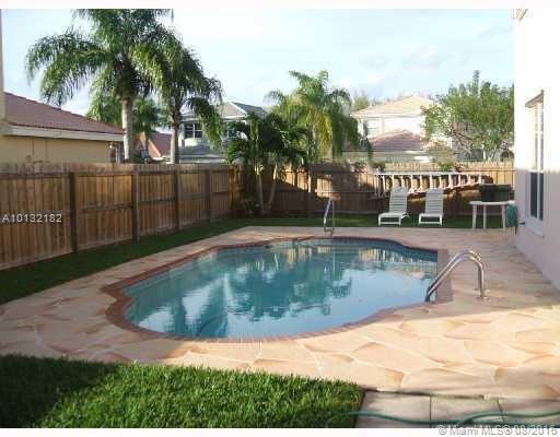 Symphony Lakes at Boca Ra - Residential