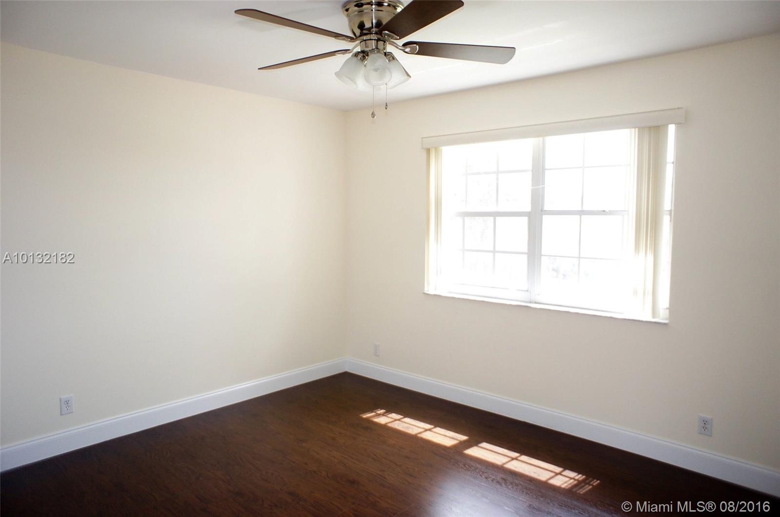 Symphony Lakes at Boca Ra - Residential