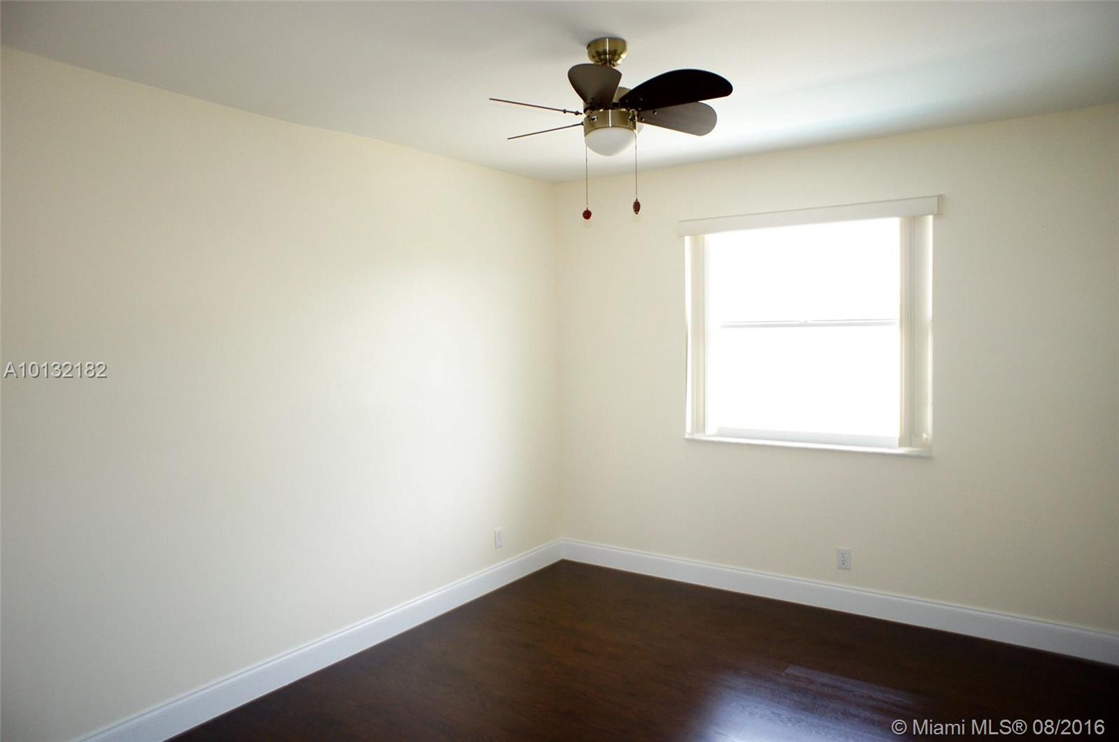 Symphony Lakes at Boca Ra - Residential