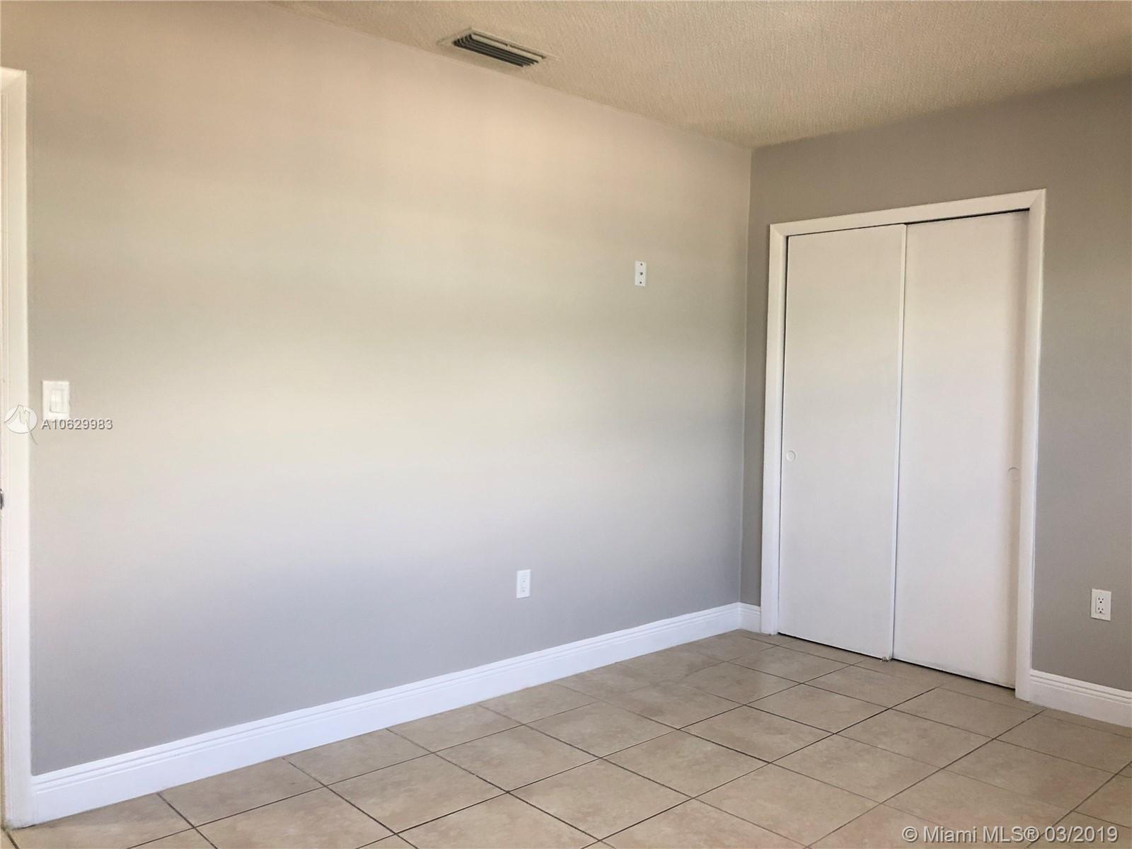 GRAPELAND - Residential Lease