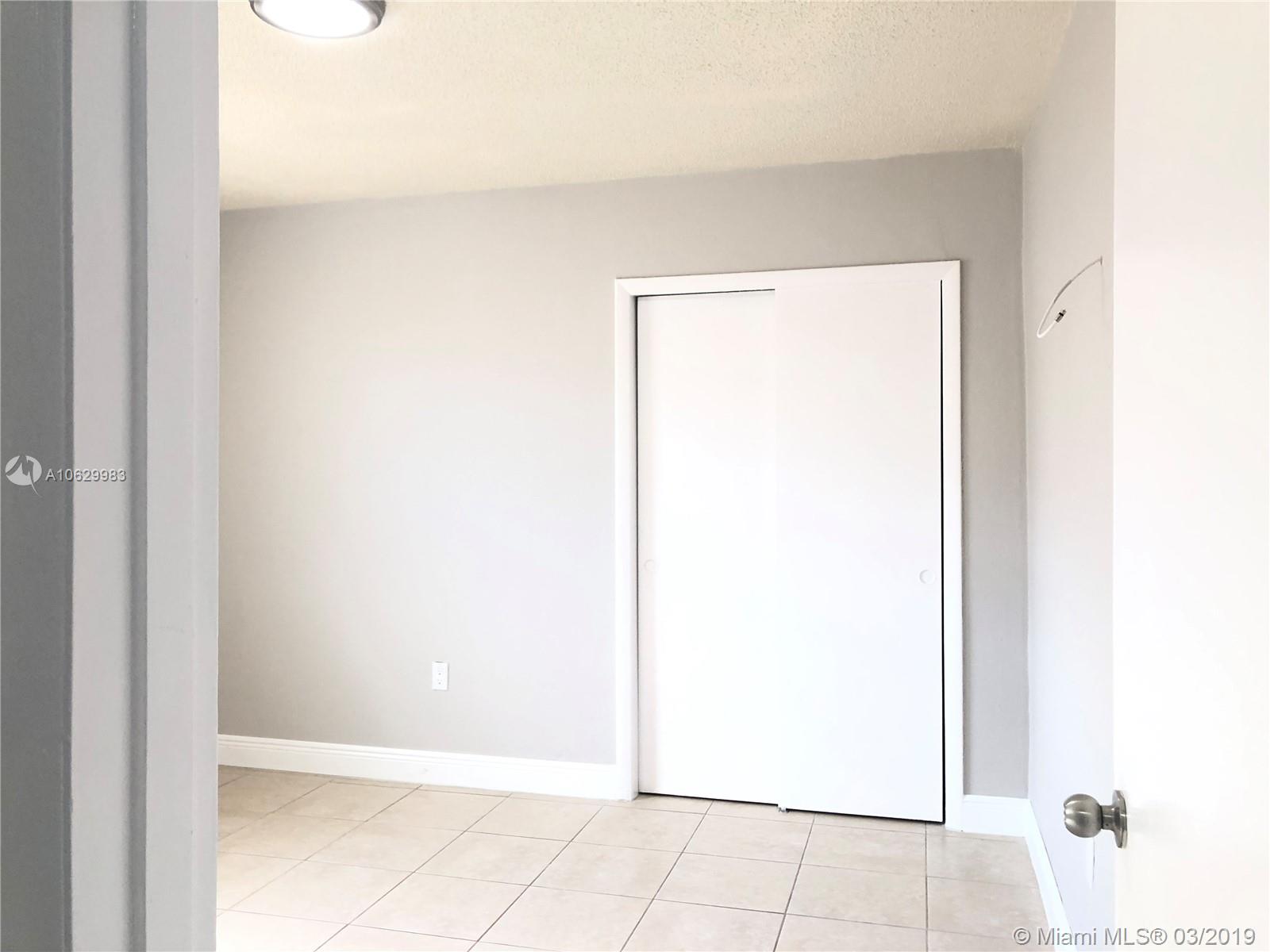 GRAPELAND - Residential Lease