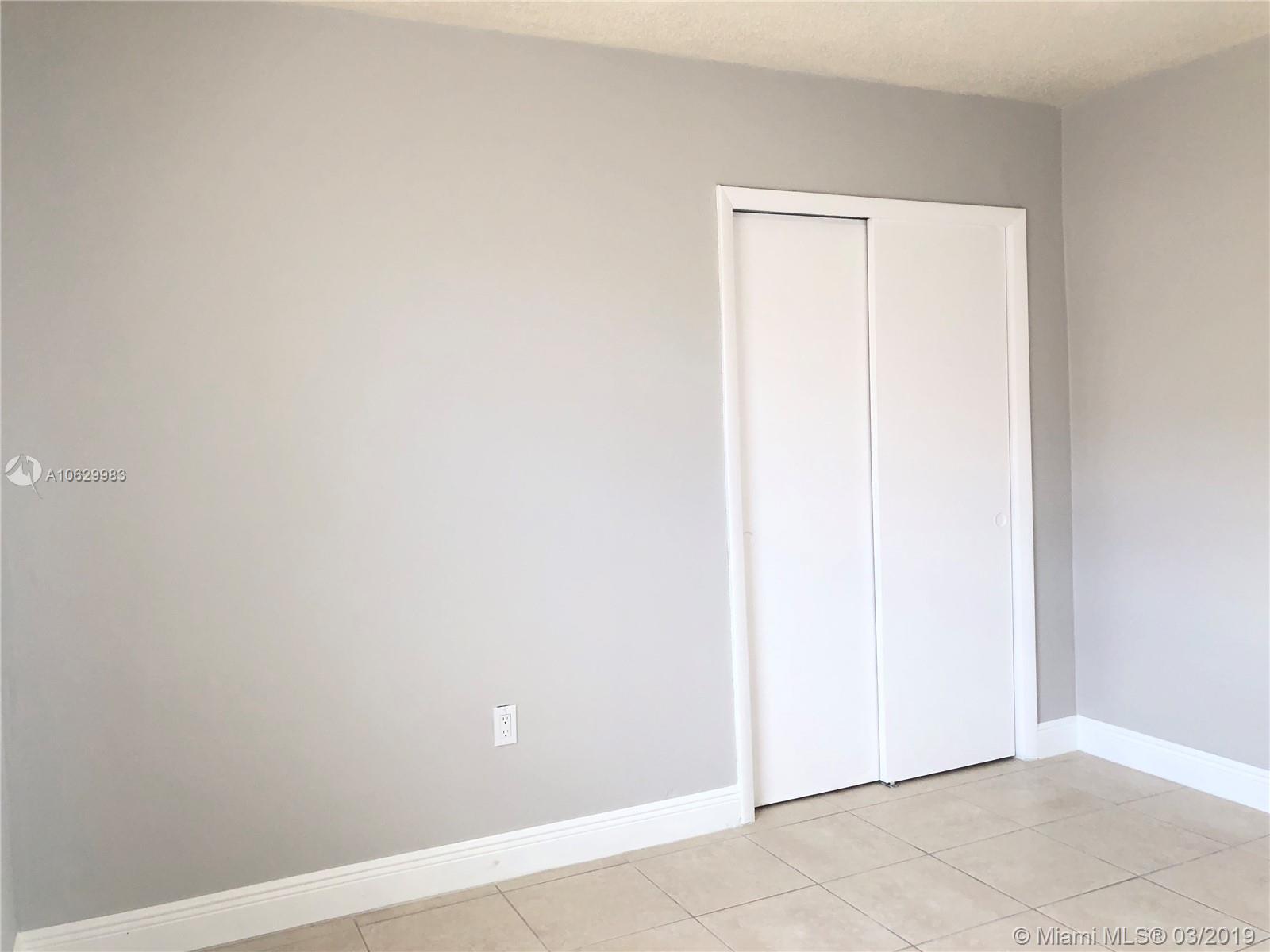 GRAPELAND - Residential Lease