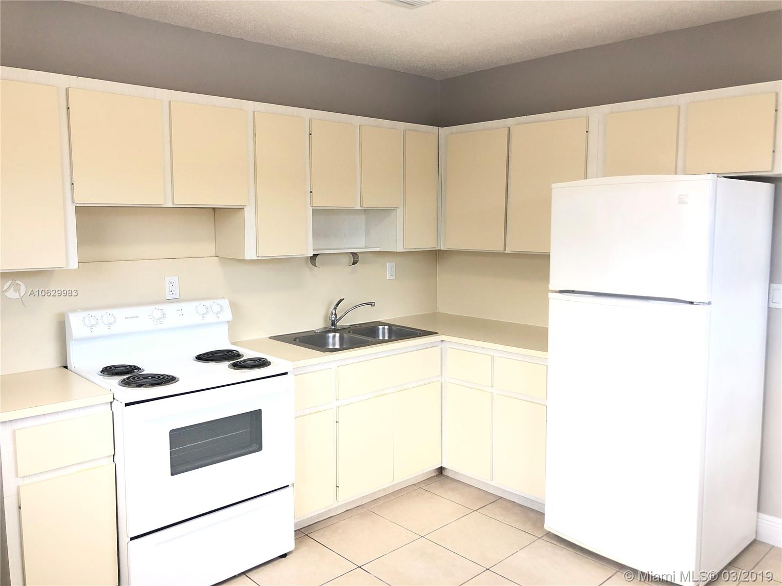 GRAPELAND - Residential Lease