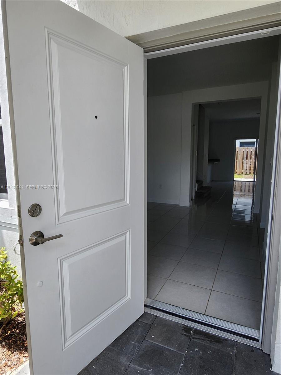 KEYS GATE RESIDENTIAL - Residential Lease