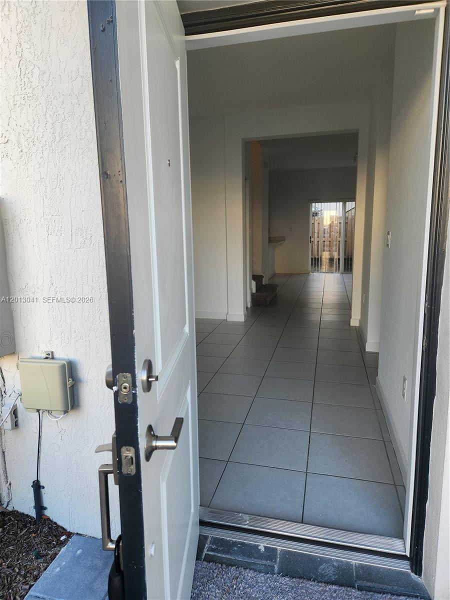 KEYS GATE RESIDENTIAL - Residential Lease