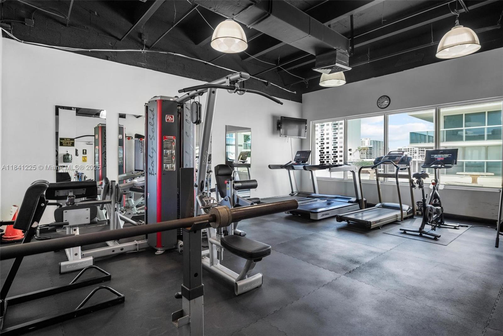 AQUARIUS CONDO - Residential