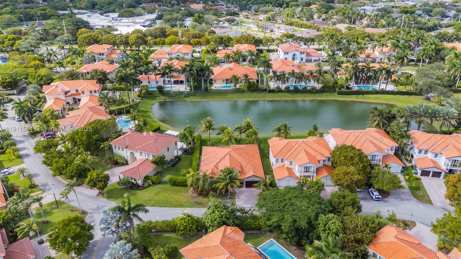 CUTLER CAY - Residential