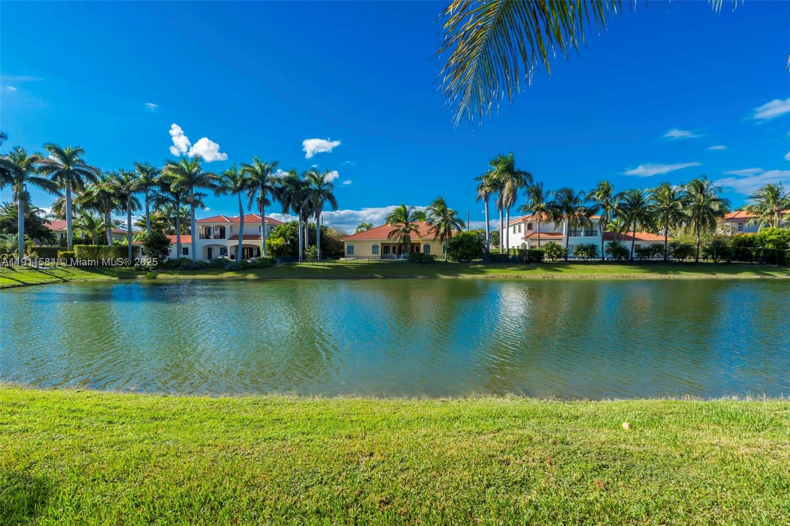 CUTLER CAY - Residential