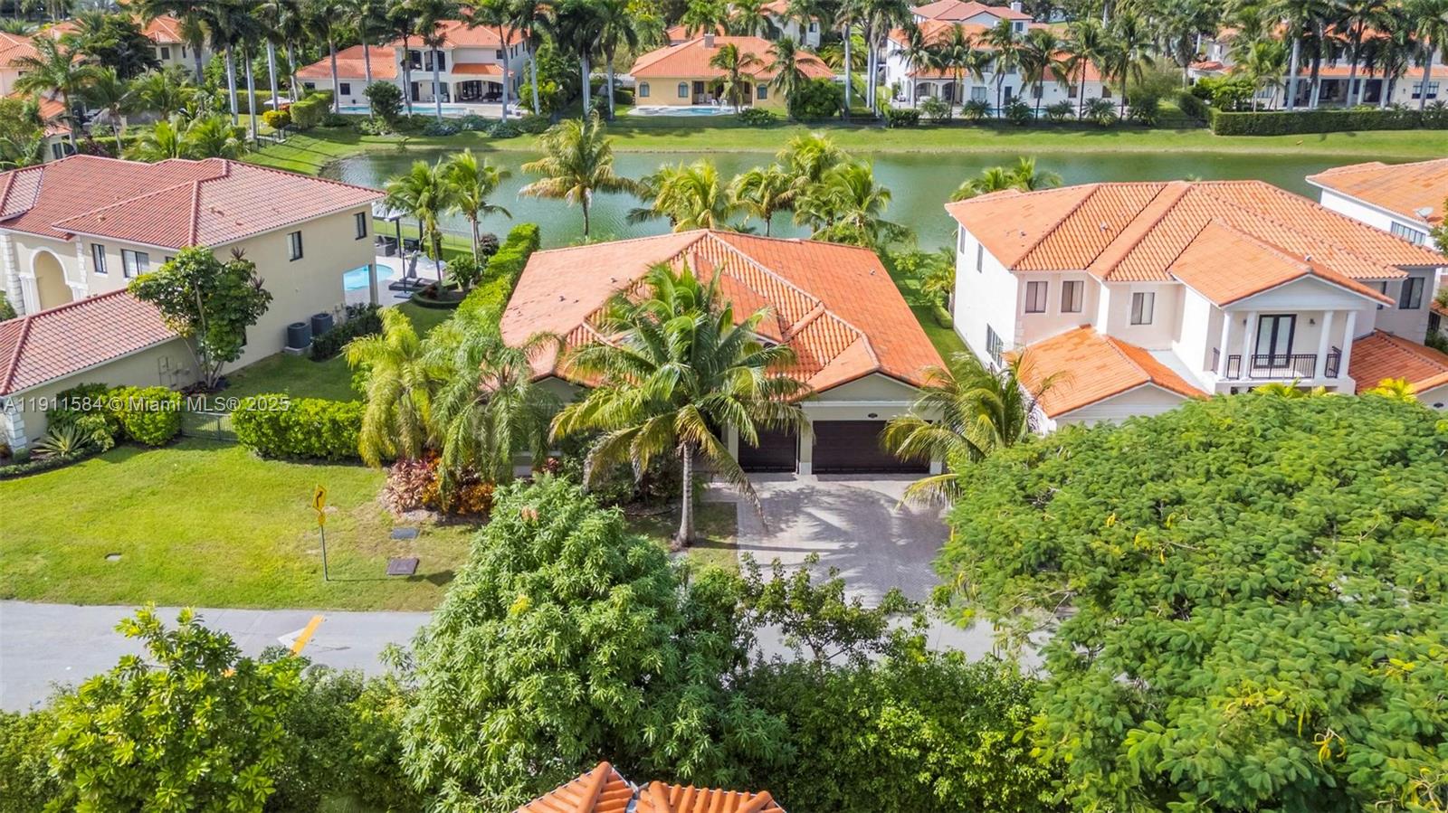 CUTLER CAY - Residential