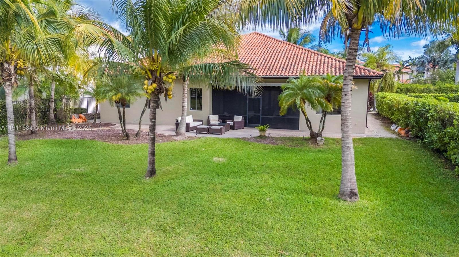 CUTLER CAY - Residential