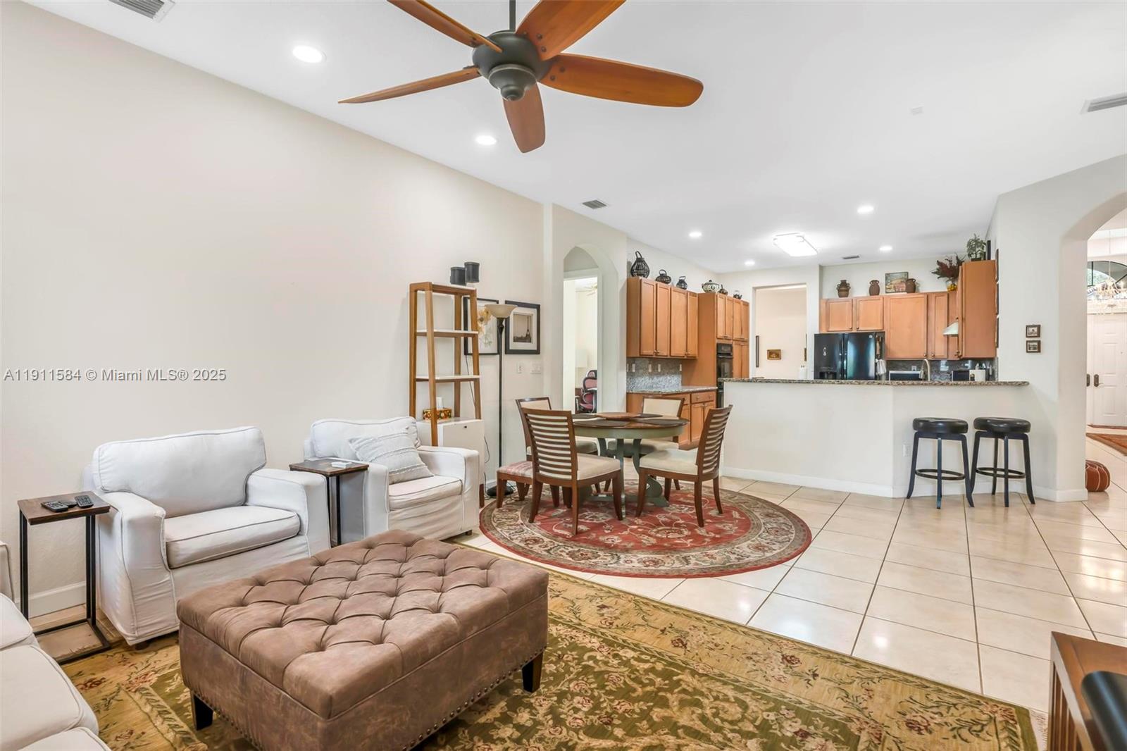 CUTLER CAY - Residential