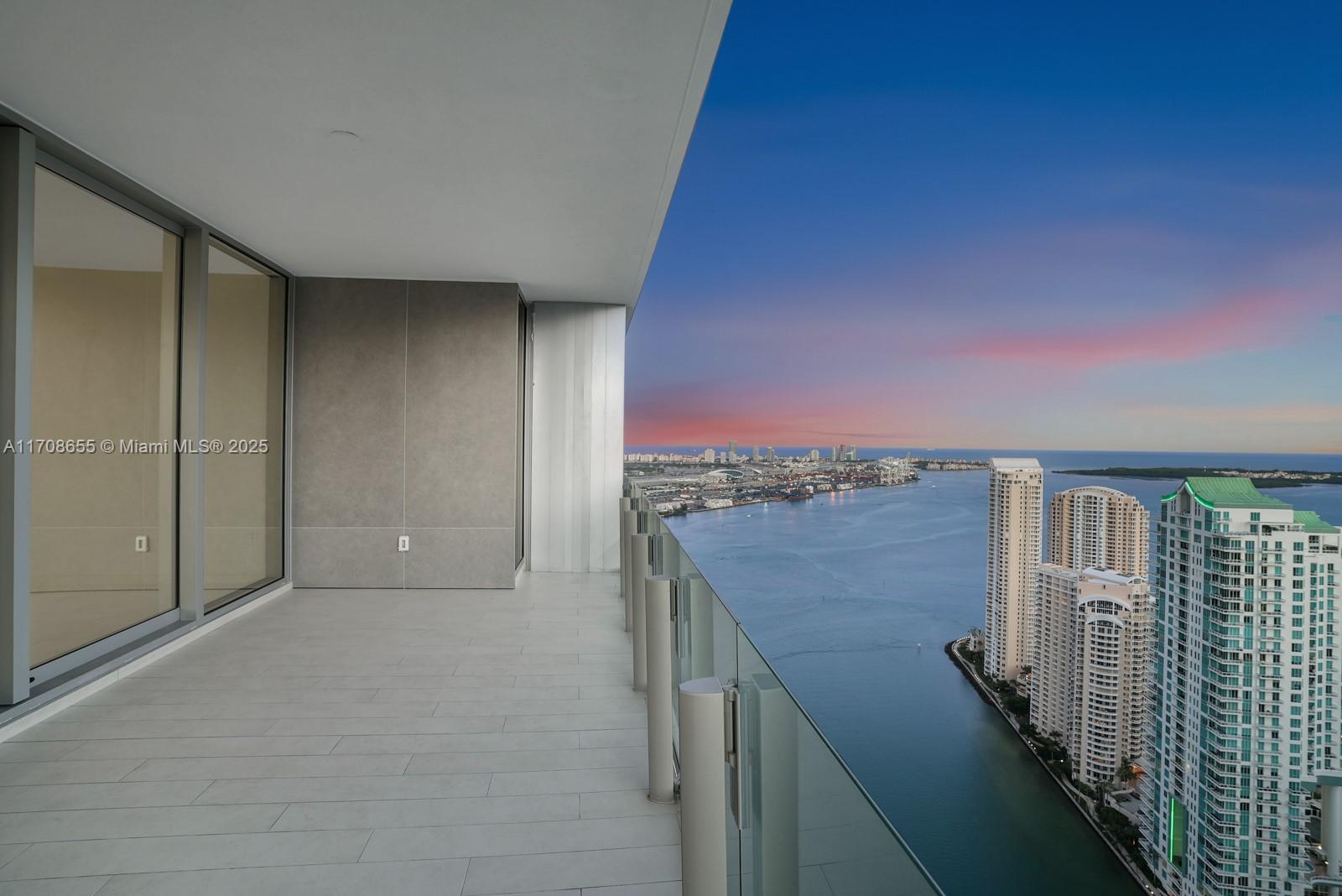 300 Biscayne Blvd Way 4703