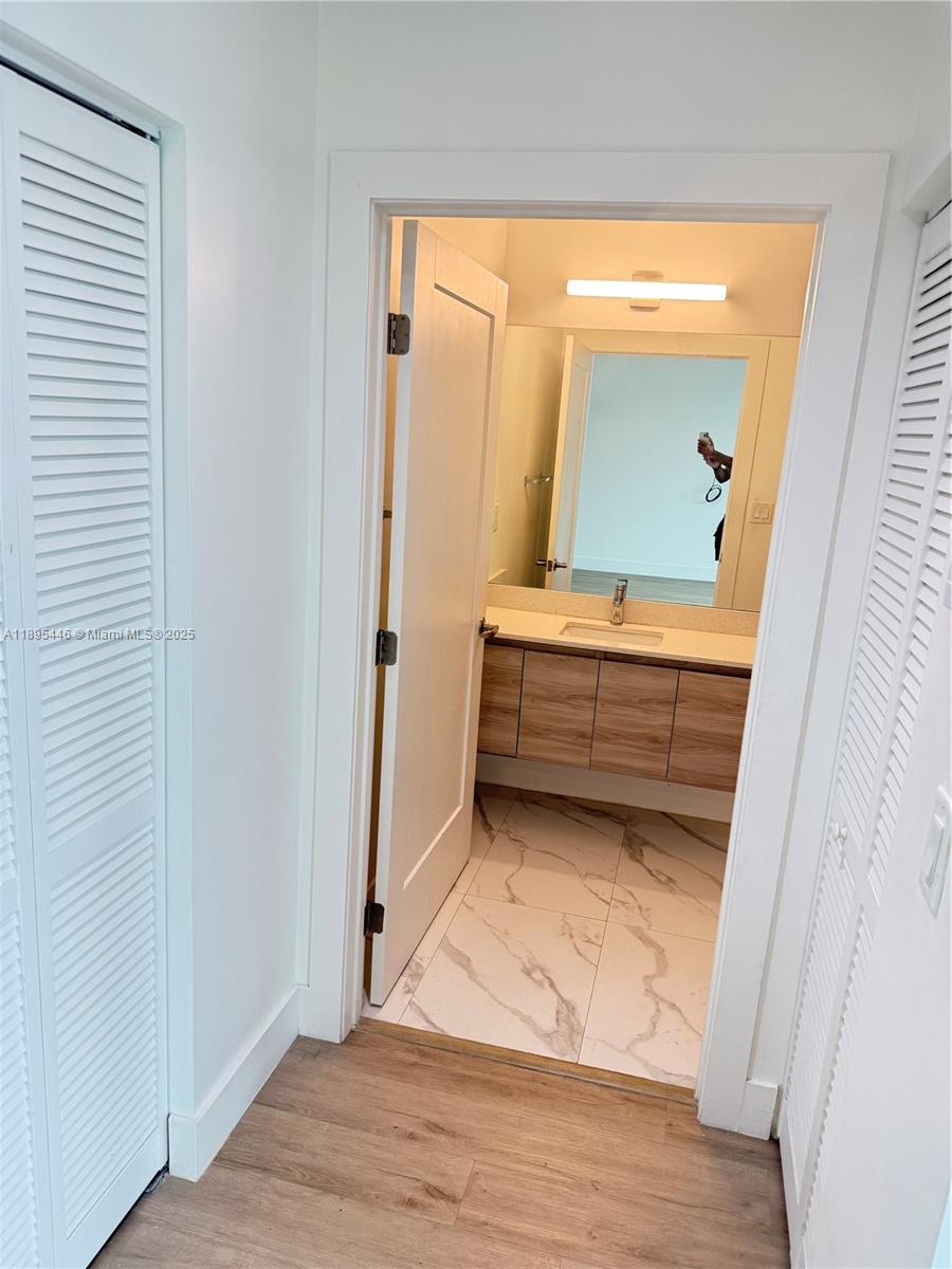 MAIN STREET LOFTS CONDO - Residential Lease