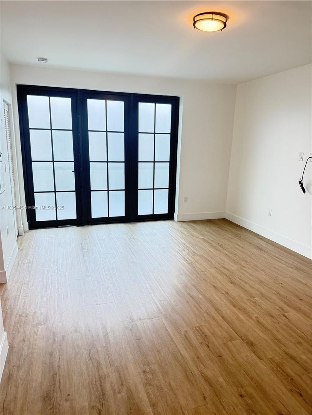 Photo of 4100 SW 64th Ave #401, Davie, FL 33314 (MLS # A11895446)