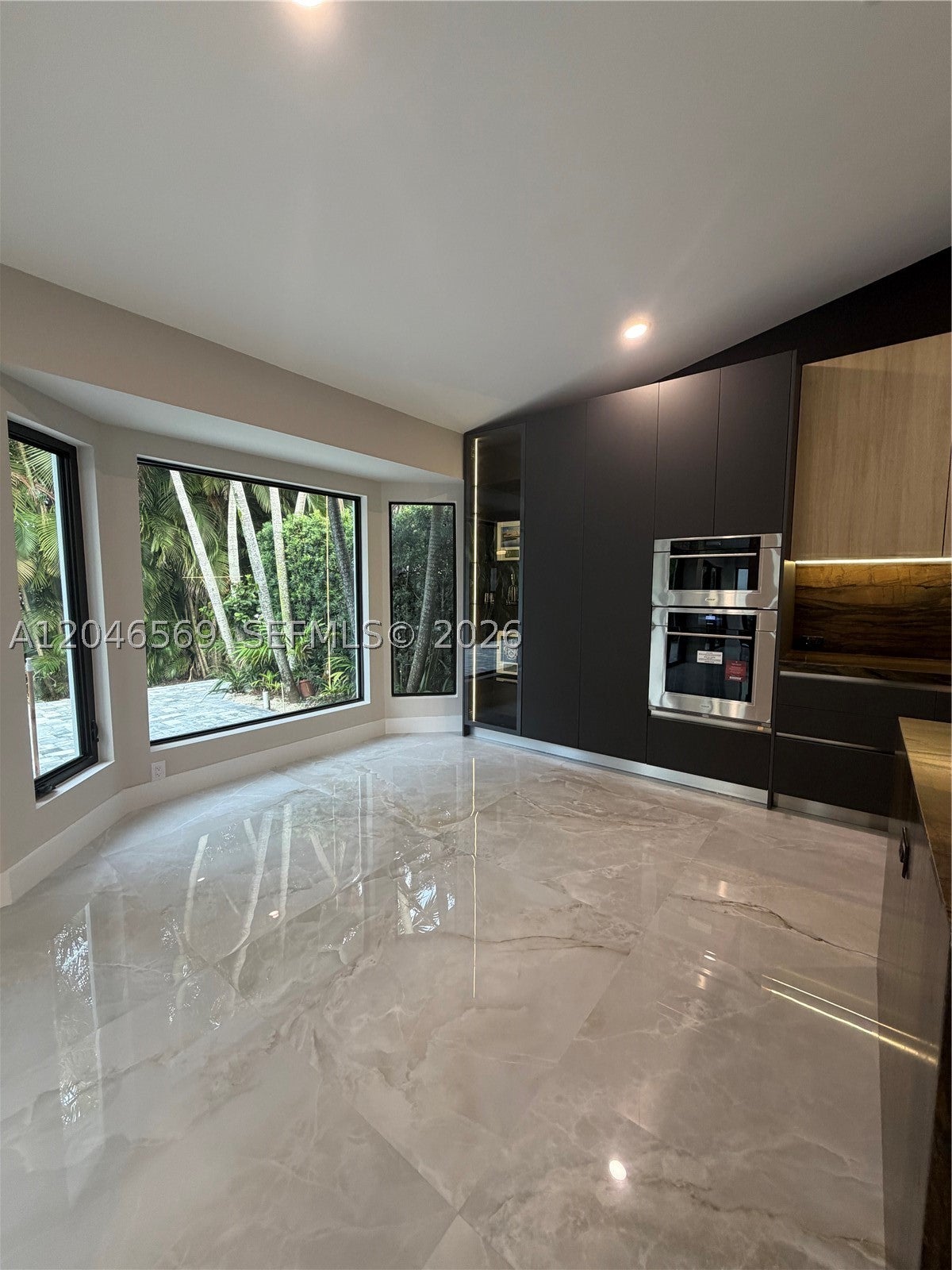 4499 NW 93rd Doral Ct