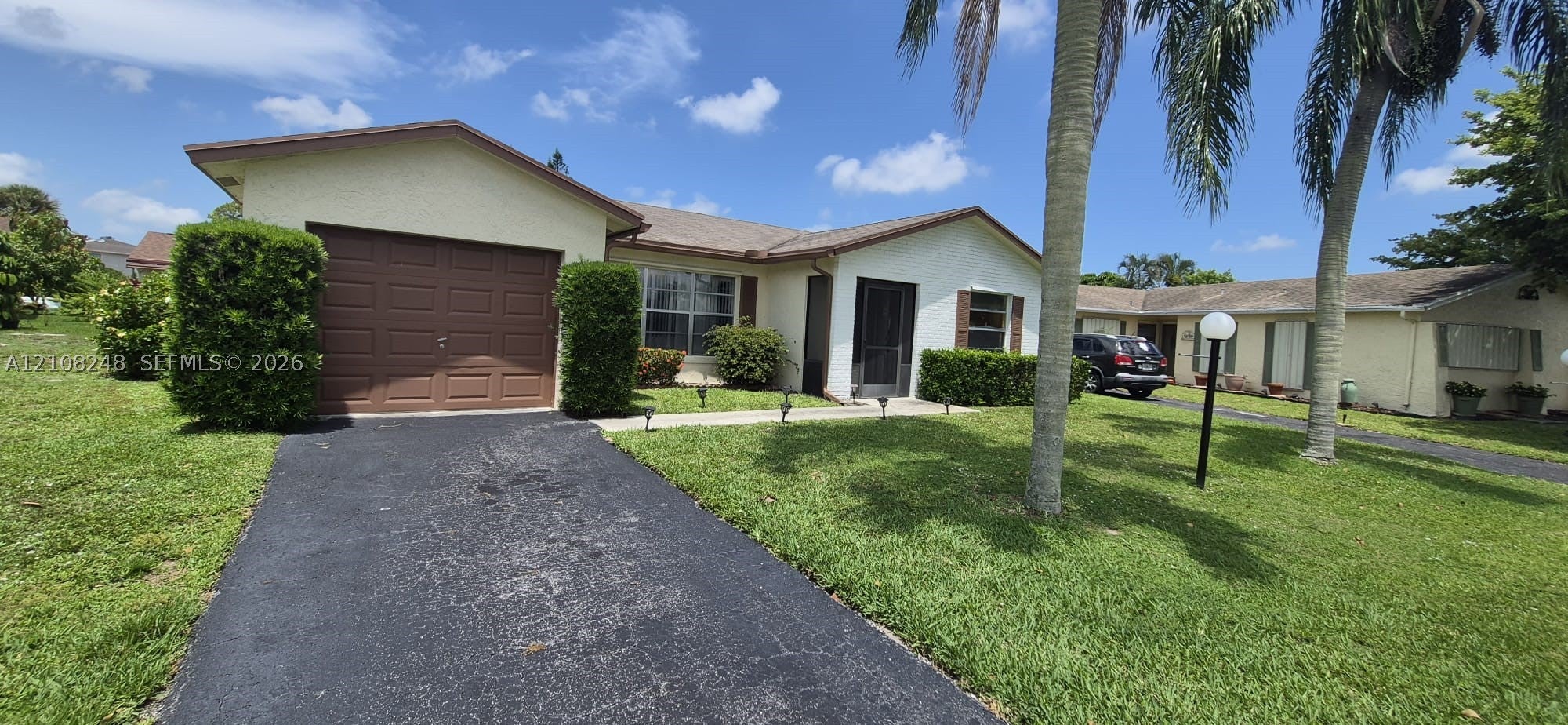 4490 Pine Garden Ln