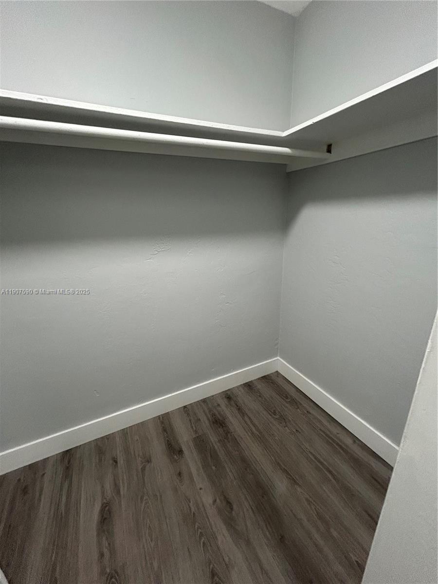 THIRD COMM SUB - Residential Lease