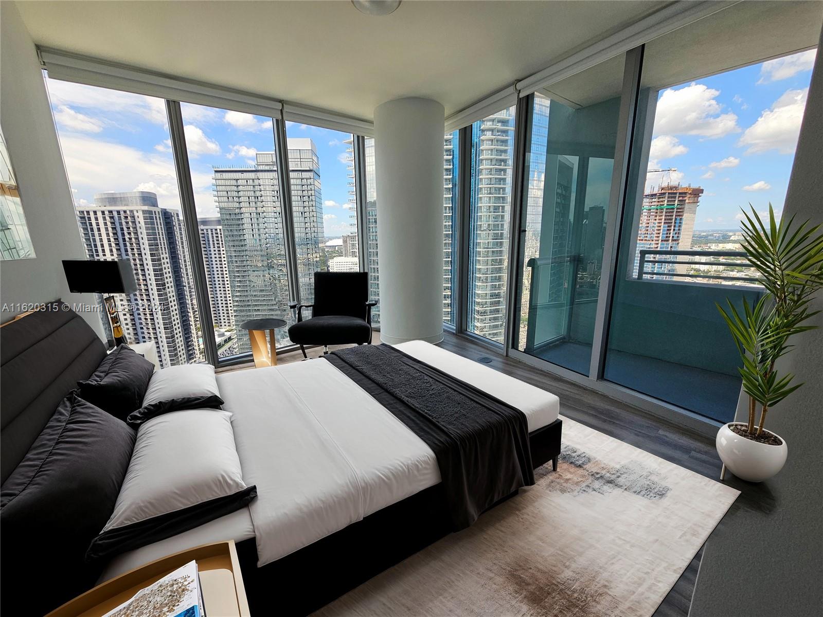 MARINABLUE CONDO - Residential