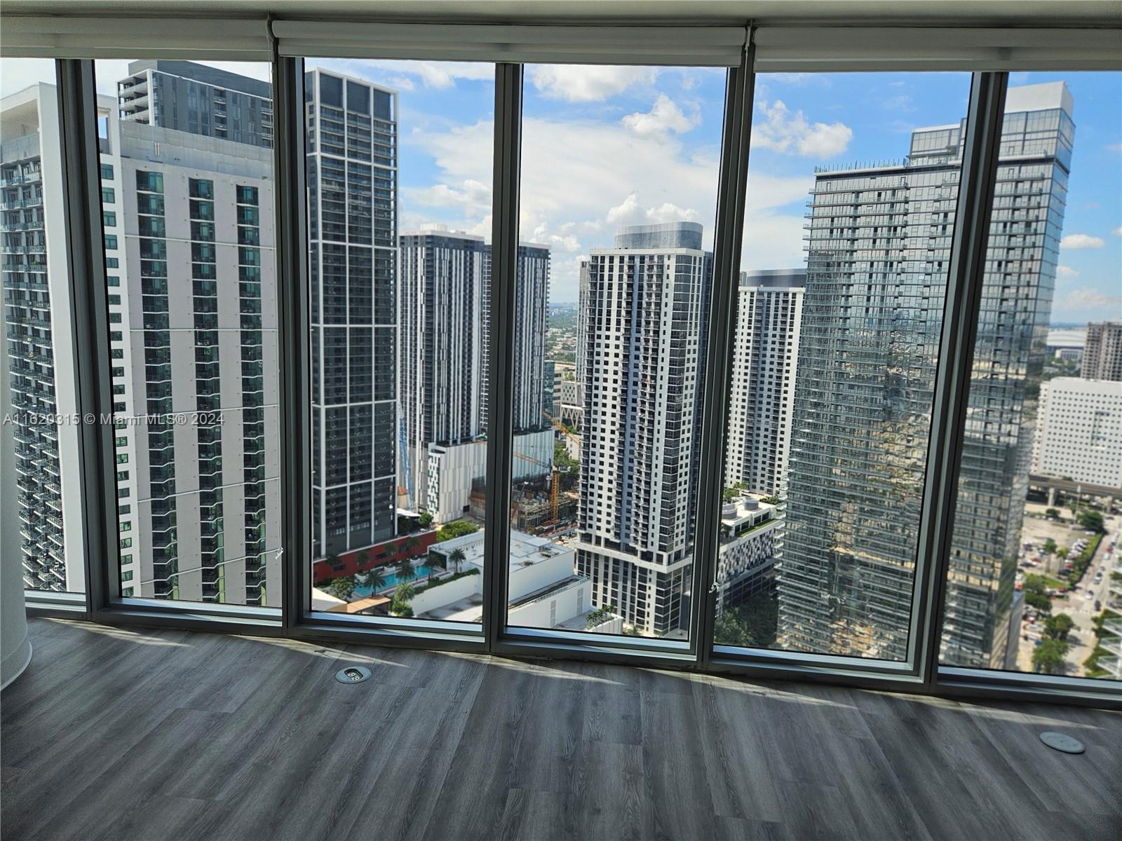 MARINABLUE CONDO - Residential
