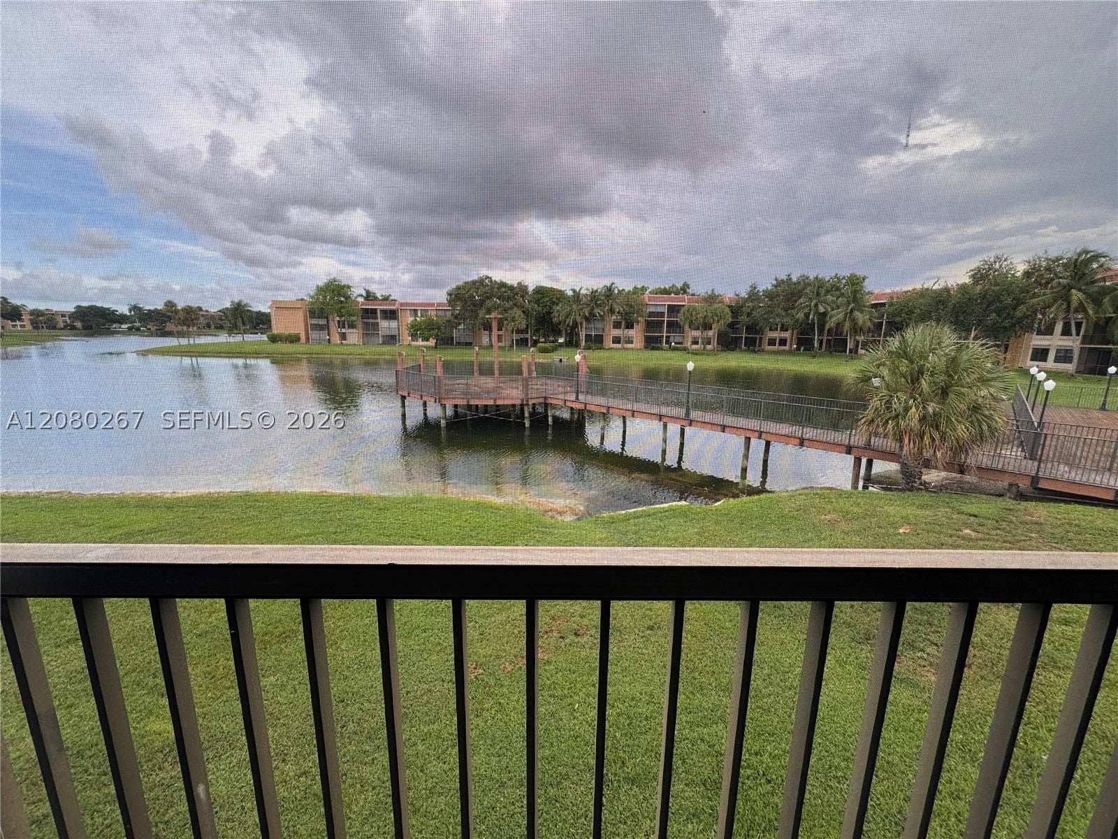 5613 Coral Lake Dr