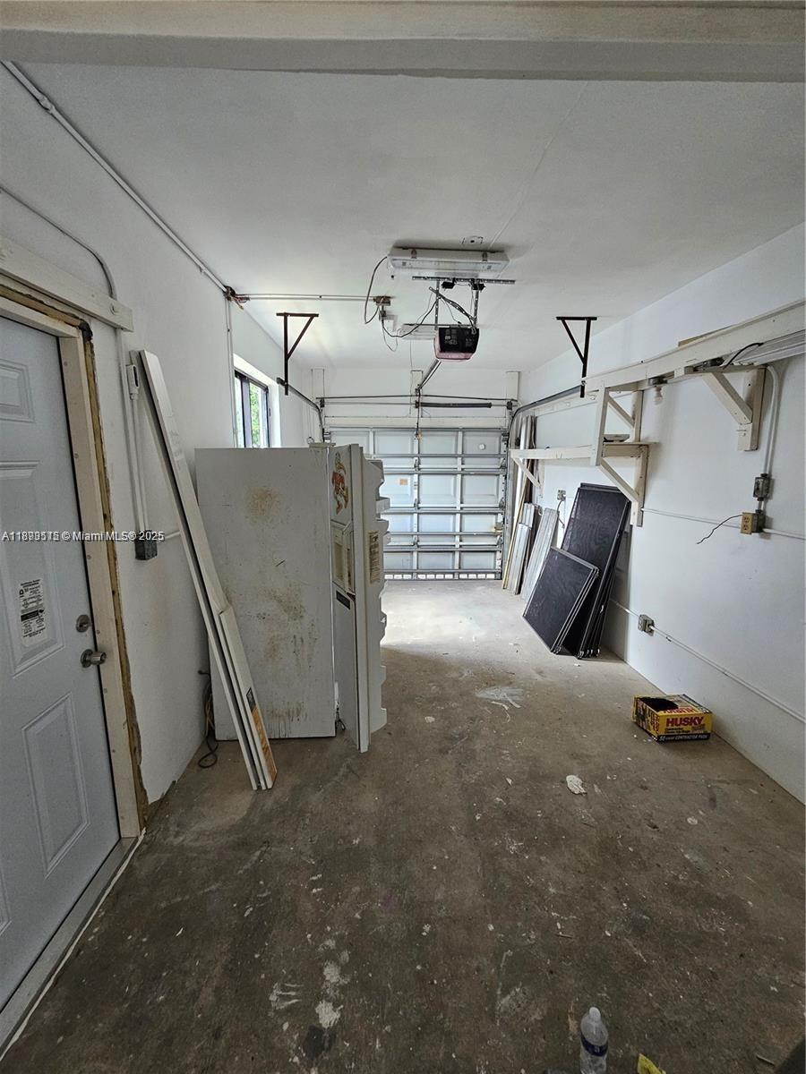 MIRAMAR SEC 10 - Residential