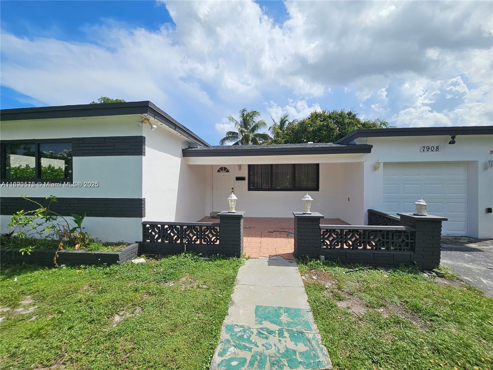 MIRAMAR SEC 10 - Residential