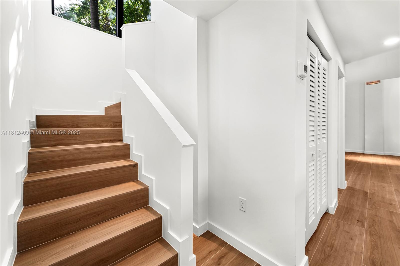 RHODES AMD NEW BISC - Residential Lease