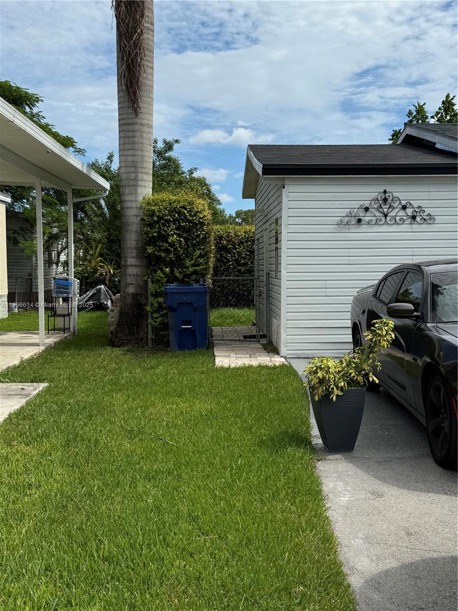 AMERICANA VILLAGE CONDO - Residential Lease