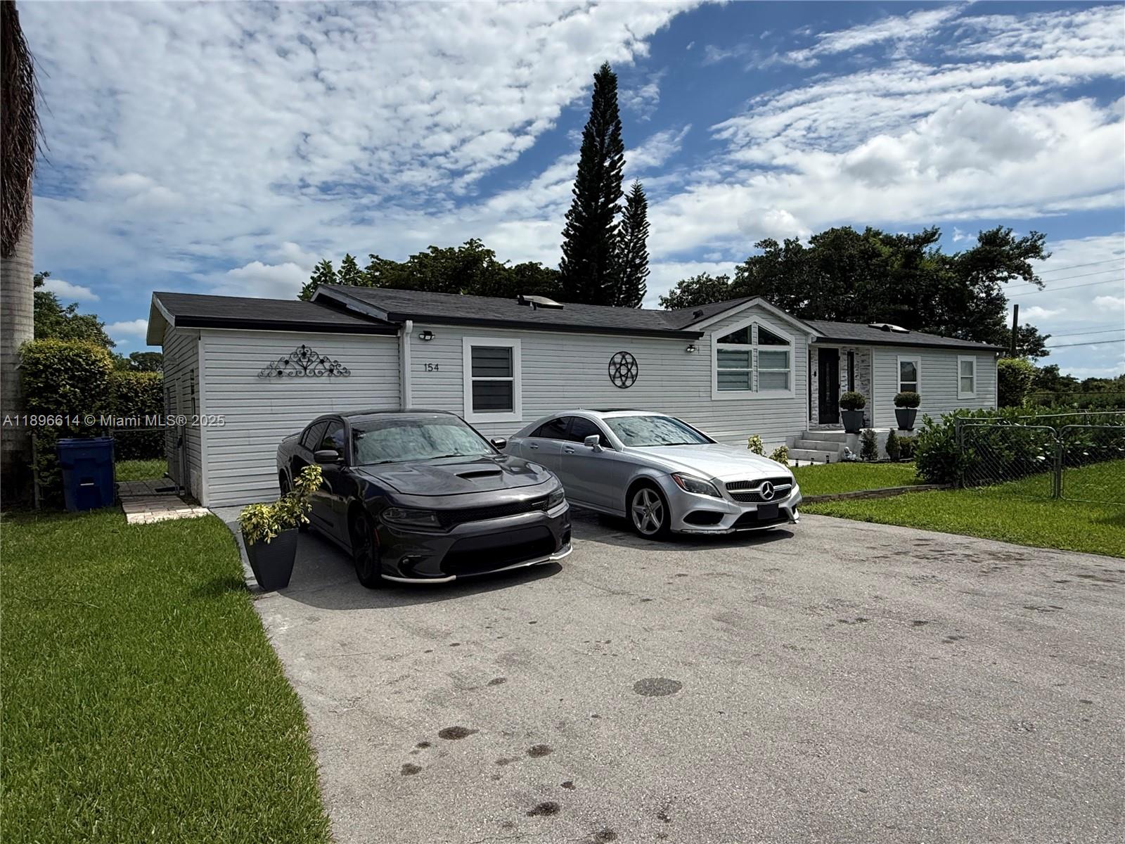 AMERICANA VILLAGE CONDO - Residential Lease