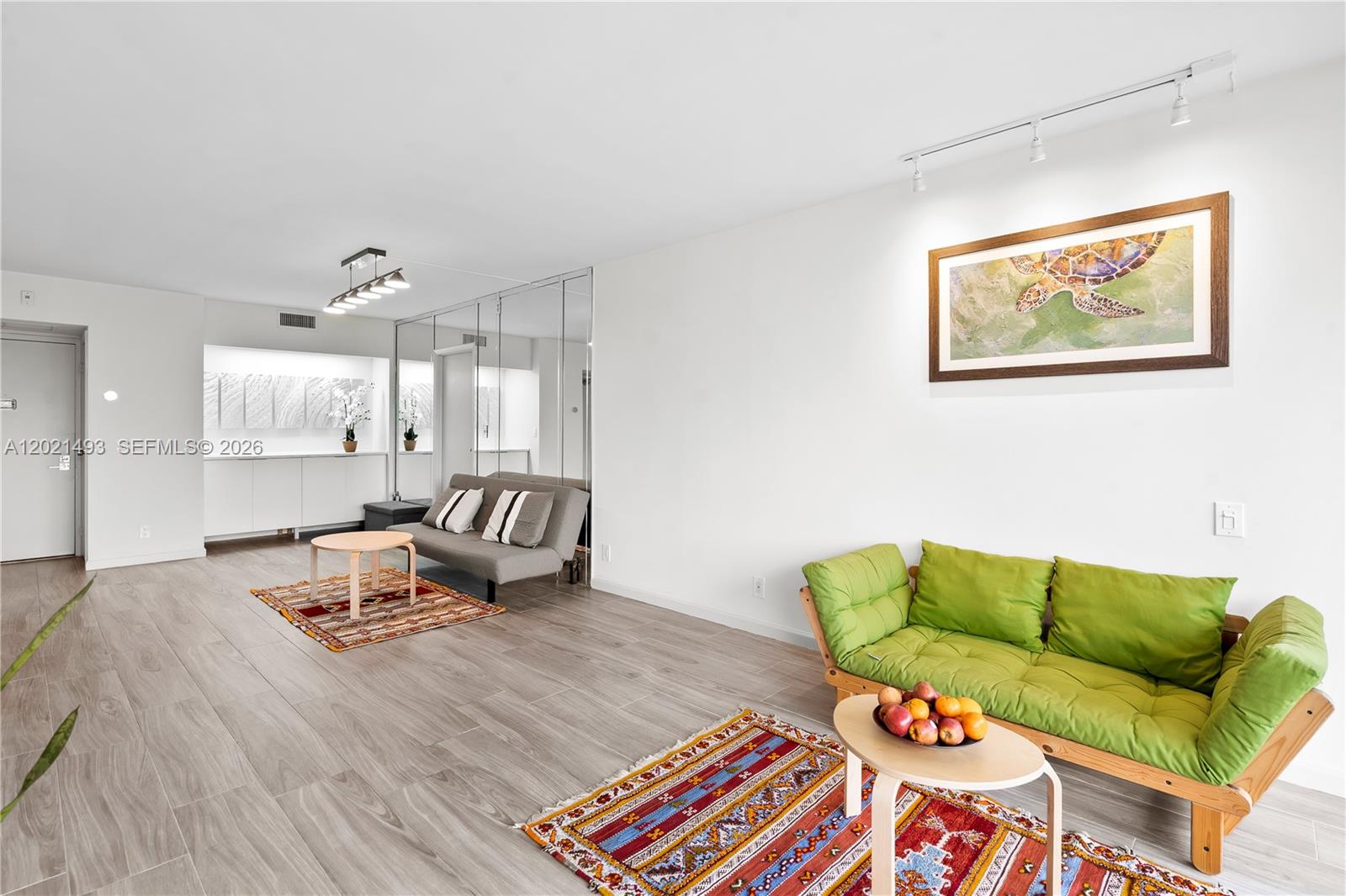 CORONADO CONDO- TOWER II - Residential