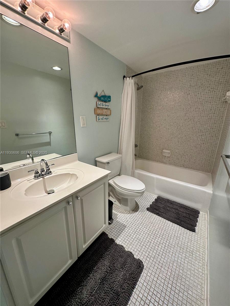 OCEAN RESERVE CONDO - Residential Lease