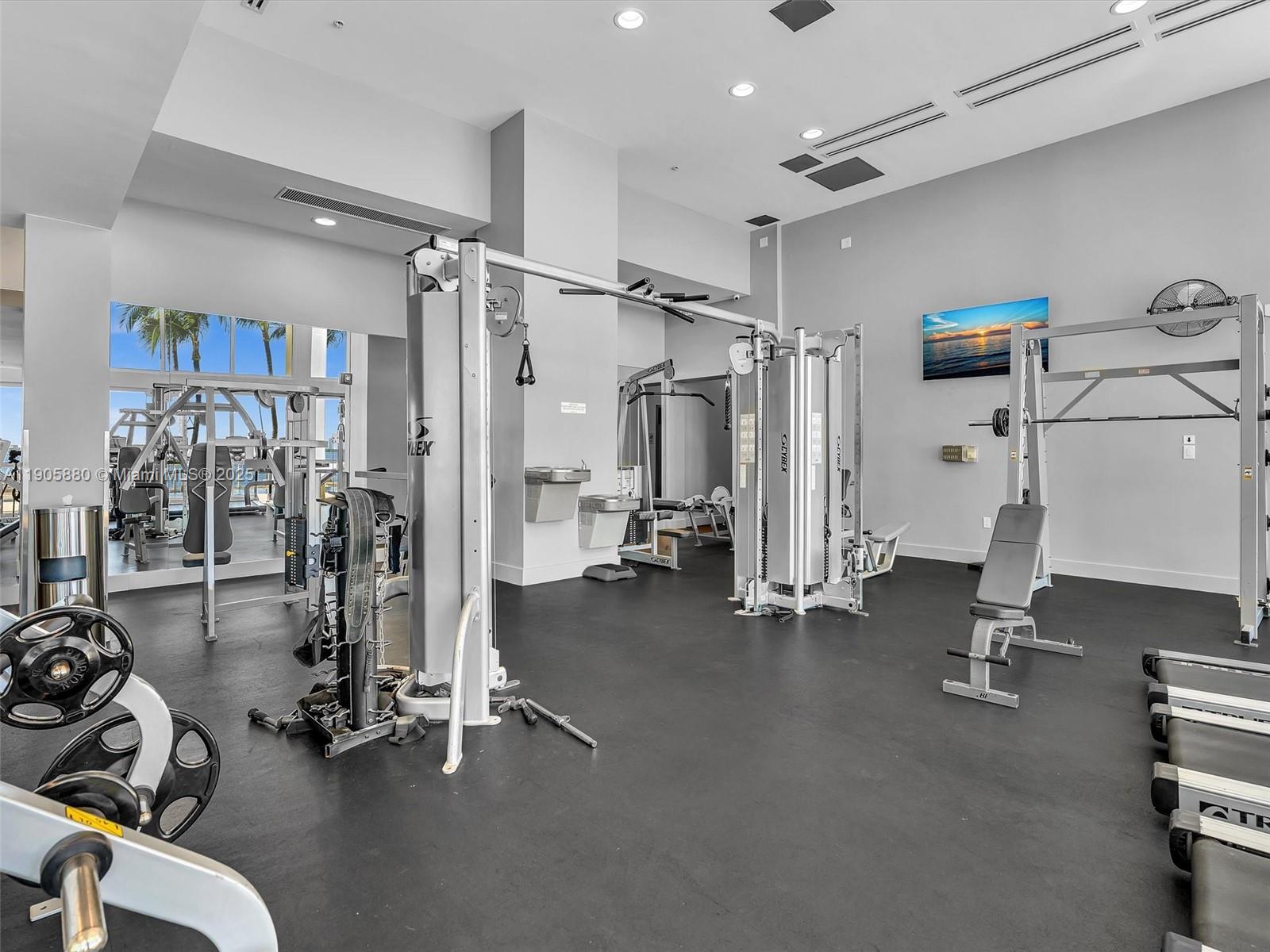 ONYX ON THE BAY CONDO - Residential Lease