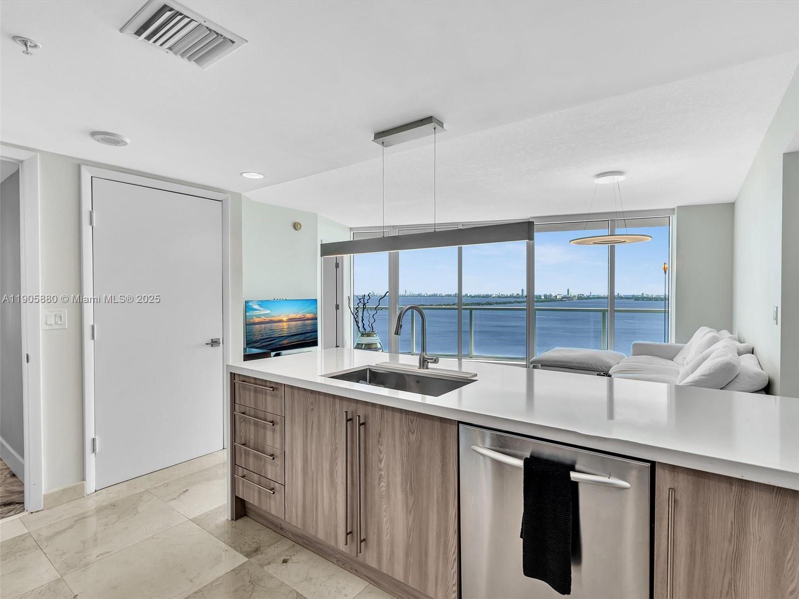 ONYX ON THE BAY CONDO - Residential Lease